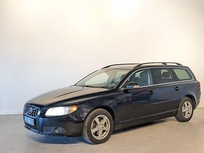 Begagnad Volvo V70 Momentum 163 HK (119 kW) 2010 Svart Kombi