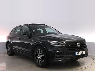 Svart Begagnad 2022 VW Touareg R SUV | 549 000 kr (Superpris)