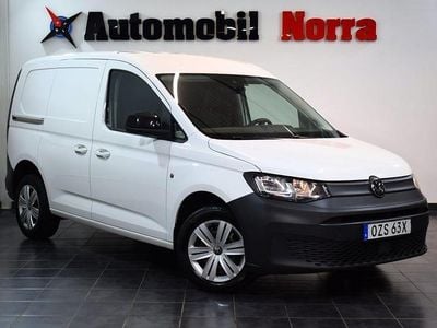 Vit Begagnad 2022 VW Caddy Minibuss | 167 900 kr (Marknadspris)