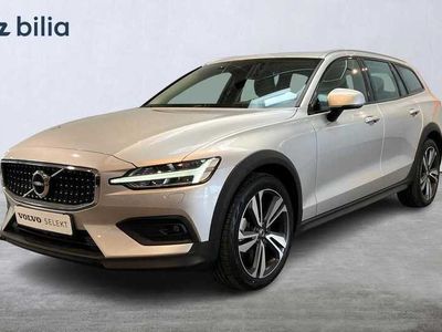 begagnad Volvo V60 CC B5 AWD Bensin Advanced 2021, Kombi