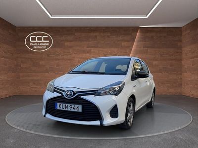 begagnad Toyota Yaris Hybrid e-CVT Euro 6 101hk Årsskatt 360 kr