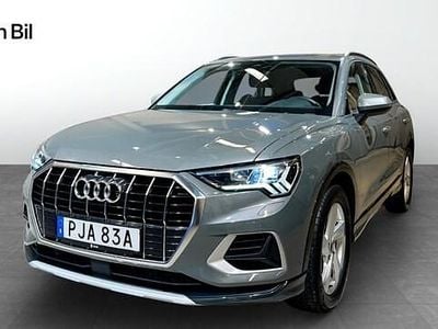 Chronosgrå metallic Begagnad 2024 Audi Q3 Proline SUV | 339 000 kr (Marknadspris)