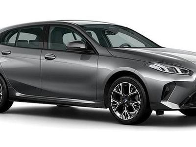 Grå Ny 2026 BMW 120 Halvkombi | 444 800 kr