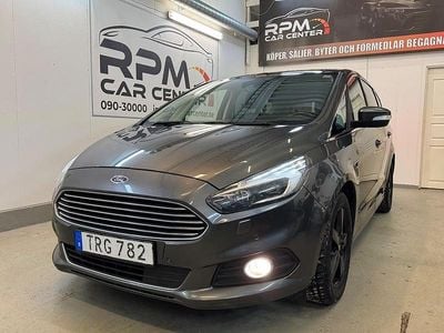 Grå Begagnad 2017 Ford S-MAX Business Edition Minibuss | 184 900 kr (Marknadspris)