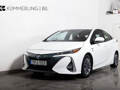 Vit Begagnad 2017 Toyota Prius Plug-in Hybrid Executive Halvkombi | 189 900 kr (Bra pris)