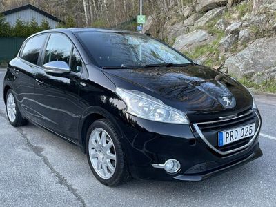 begagnad Peugeot 208 Fint skick, ny servad