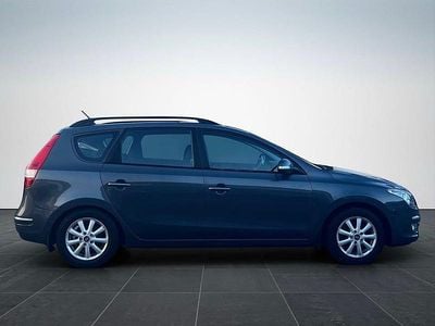 Grå Begagnad 2010 Hyundai i30 Kombi | 49 500 kr (Marknadspris)