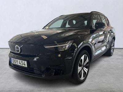 Svart Begagnad 2022 Volvo XC40 Core SUV | 344 800 kr