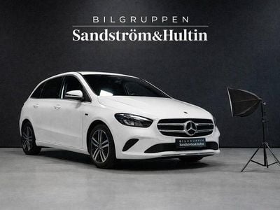 Begagnad Mercedes B250 Advantage 218 HK (160 kW) 2021 Polarvit Minibuss