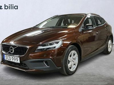 Brun Begagnad 2018 Volvo V40 Halvkombi | 209 900 kr (Lite dyr)