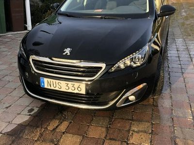 begagnad Peugeot 308 SW 1.2 e-THP Allure Euro 5