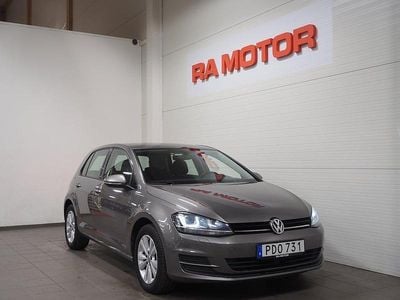 Grå Begagnad 2016 VW Golf VII Halvkombi | 169 900 kr (Marknadspris)
