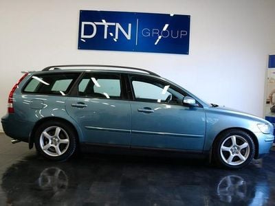 Begagnad Volvo V50 Momentum 180 HK (132 kW) 2007 Blå Kombi