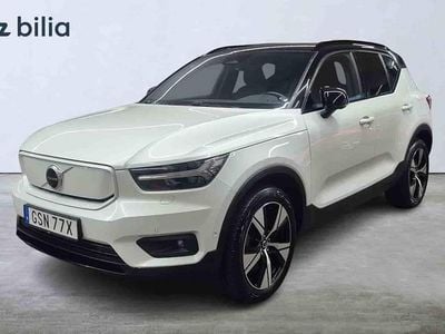 Vit Begagnad 2022 Volvo XC40 SUV | 389 000 kr