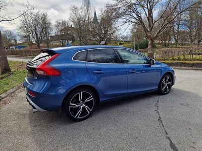 begagnad Volvo V40 T3 Geartronic Momentum, R-Design Euro 6