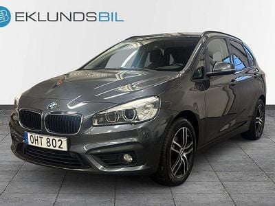 Grå Begagnad 2016 BMW 218 Active Tourer Advantage Minibuss | 149 900 kr (Marknadspris)