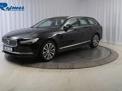Svart Begagnad 2023 Volvo V90 Core Kombi | 339 800 kr (Marknadspris)