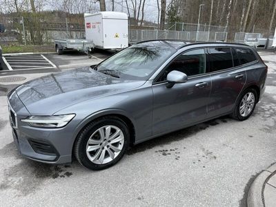 begagnad Volvo V60 D4 AWD Momentum Edition