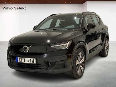 Begagnad Volvo XC40 Core 175 kW (238 HK) 2023 Svart SUV