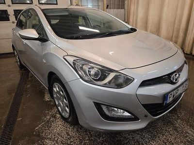 Silver Begagnad 2012 Hyundai i30 Halvkombi | 69 000 kr (Marknadspris)
