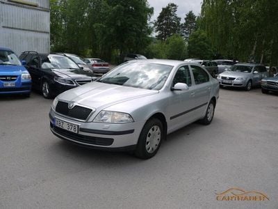 Begagnad Skoda Octavia 102 HK (75 kW) 2006 Silver Halvkombi