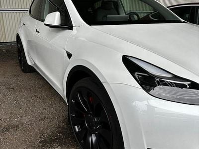 Begagnad 2024 Tesla Model Y Performance SUV | 480 000 kr (Lite dyr)