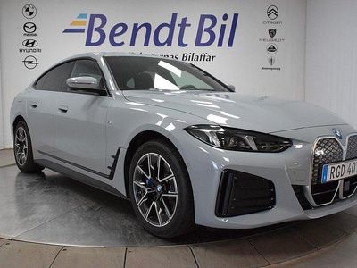 Grå Begagnad 2025 BMW i4 M Sport Sedan | 614 500 kr (Dyr)