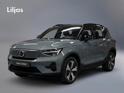Grå Begagnad 2022 Volvo XC40 Core SUV | 299 000 kr
