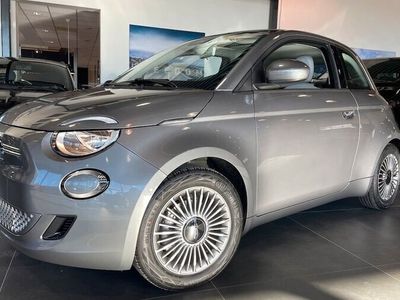 begagnad Fiat 500e ICON HB PANORAMA V-HJUL DEMO 2022, Personbil