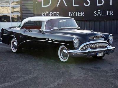 Begagnad Buick Super 185 HK (136 kW) 1954 Carlsbad black & arctic white Sportkupé