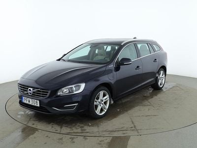 Blå Begagnad 2017 Volvo V60 Summum Kombi | 172 000 kr (Marknadspris)