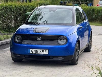 Honda e
