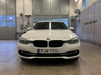 BMW 330e