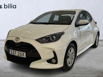 Begagnad Toyota Yaris Hybrid Active 117 HK (86 kW) 2025 Vit Halvkombi