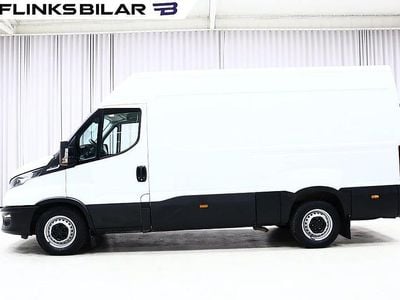 Vit Begagnad 2023 Iveco Daily Van | 378 750 kr (Marknadspris)
