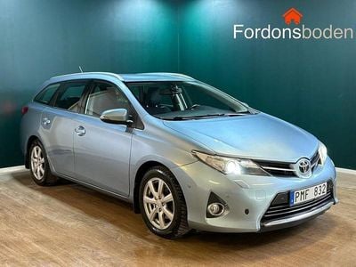 Begagnad Toyota Auris Touring Sports Executive 124 HK (91 kW) 2013 Ljusblå Kombi