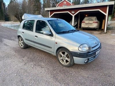 Renault Clio II
