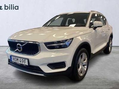 Vit Begagnad 2019 Volvo XC40 Momentum SUV | 229 900 kr (Marknadspris)