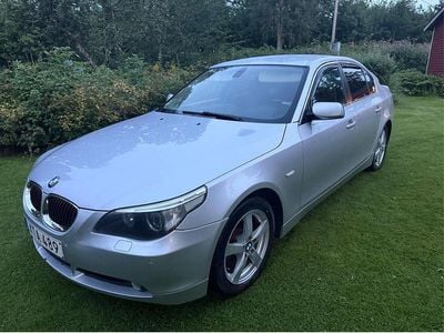 BMW 523