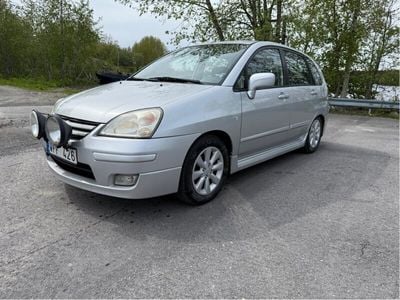 Suzuki Liana
