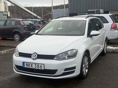 Begagnad VW Golf VII 122 HK (89 kW) 2014 Vit Kombi