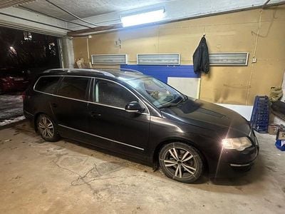 Begagnad VW Passat Sportline 170 HK (125 kW) 2009 Svart