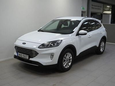 Chrome blue Begagnad 2022 Ford Kuga Titanium SUV | 249 900 kr (Marknadspris)