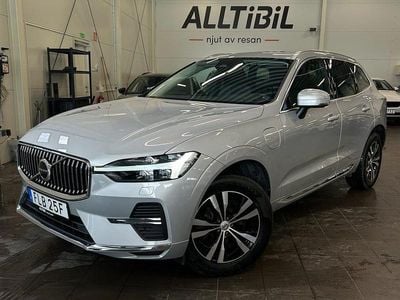 Begagnad Volvo XC60 Momentum 350 HK (257 kW) 2022 Silver SUV