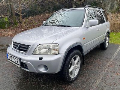 Grå Begagnad 2000 Honda CR-V SUV | 19 900 kr