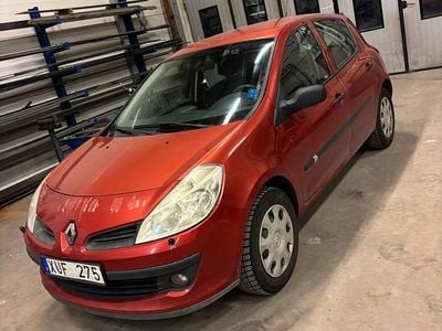 Begagnad 2006 Renault Clio R.S. Halvkombi | 16 000 kr (Bra pris)