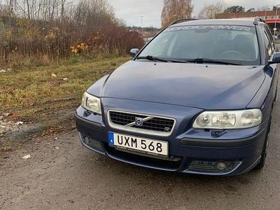 Begagnad 2004 Volvo V70 Kombi | 95 000 kr