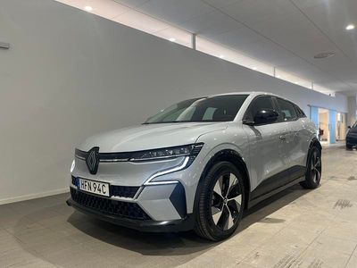 Begagnad Renault Mégane IV Equilibre 97 kW (132 HK) 2023 Grå Halvkombi