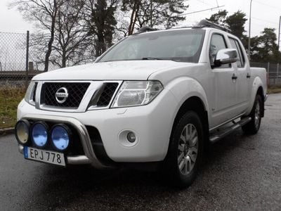 Vit Begagnad 2015 Nissan Navara Pickup | 136 250 kr (Marknadspris)
