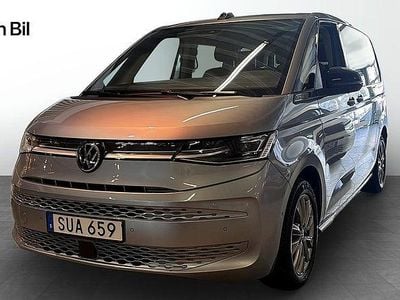 Begagnad VW Multivan Life 150 HK (110 kW) 2021 Blå Van